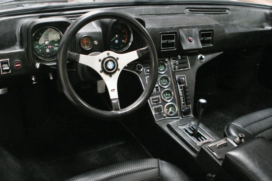  De Tomaso Pantera 1973 года  (фото 2 из 3)